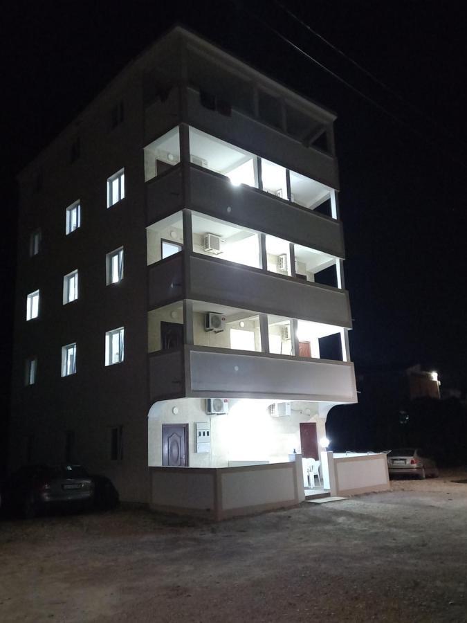 Md Apartmani Canj Ngoại thất bức ảnh
